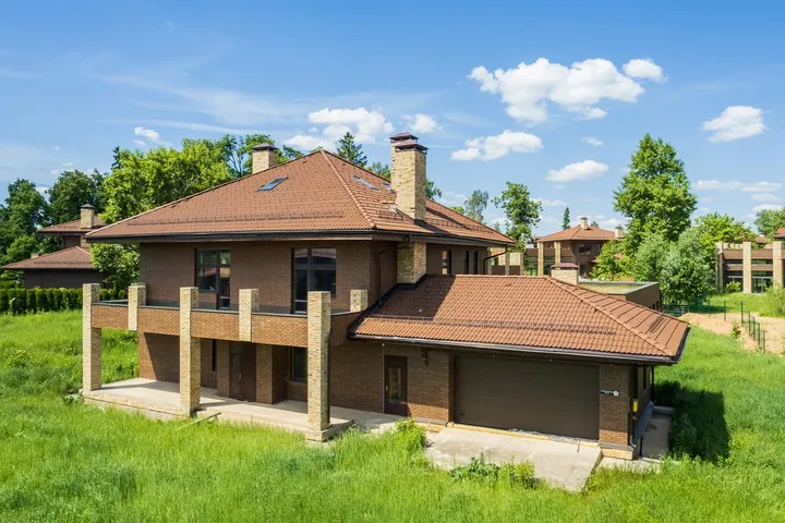 https://newmoscowhouse.ru/media/cache/5f/c0/5fc0ac3a1d25b6fc145aefb5aaa769d7.jpg